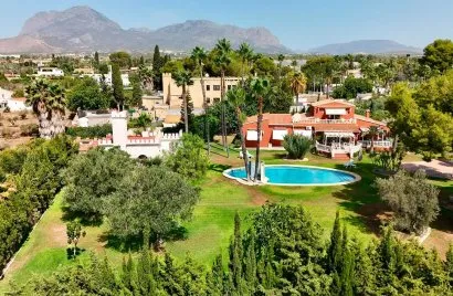 Villa de 5 chambres à Benidorm, Spain No. 2440