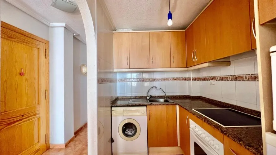 Apartment de 1 chambre à Torrevieja, Spain No. 2622 № 14