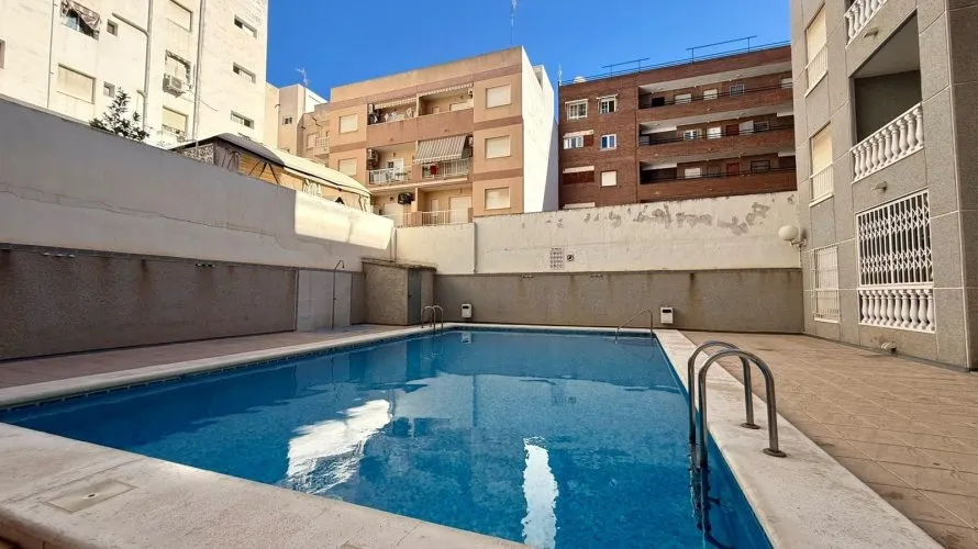 Apartment de 2 chambres à Torrevieja, Spain No. 2634 № 9