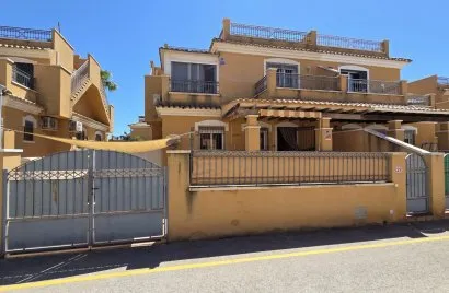 House de 3 chambres à Torrevieja, Spain No. 2493