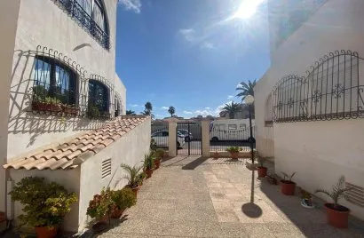 Apartment de 3 chambres à Torrevieja, Spain No. 2569
