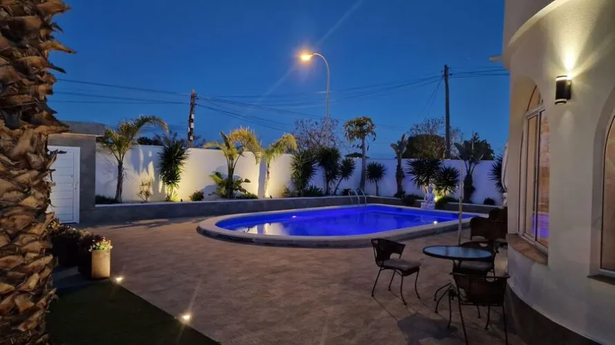Villa de 186m² à Torrevieja, Spain No. 2512 № 20