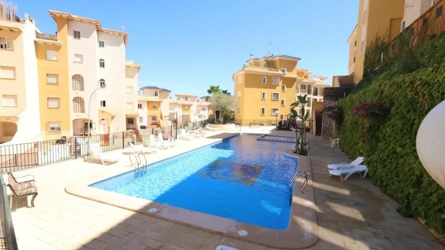 Apartment de 2 chambres à Campoamor, Spain No. 2661 № 2