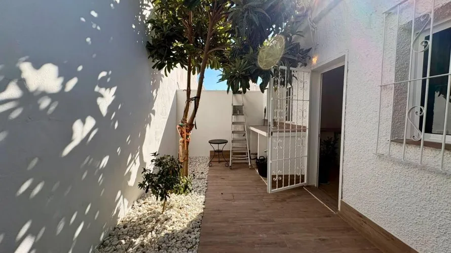 House de 95m² à Alicante, Spain No. 2506 № 4