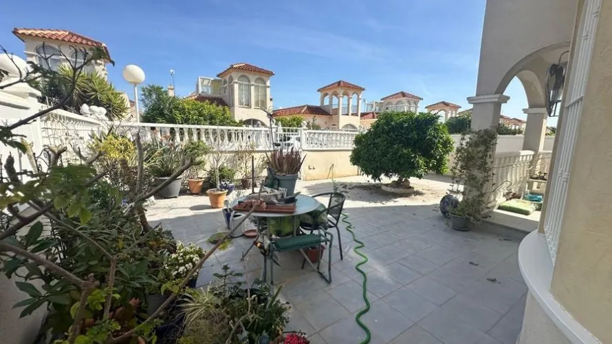 Villa de 80m² à Algorfa, Spain No. 2513 № 22