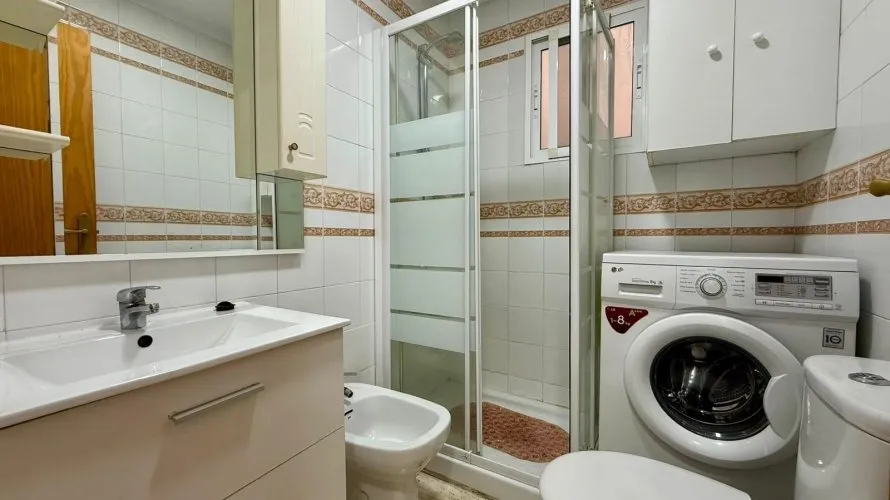Apartment de 2 chambres à Torrevieja, Spain No. 2634 № 5