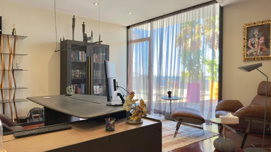 Villa de 5 chambres à Benidorm, Spain No. 2683 № 10