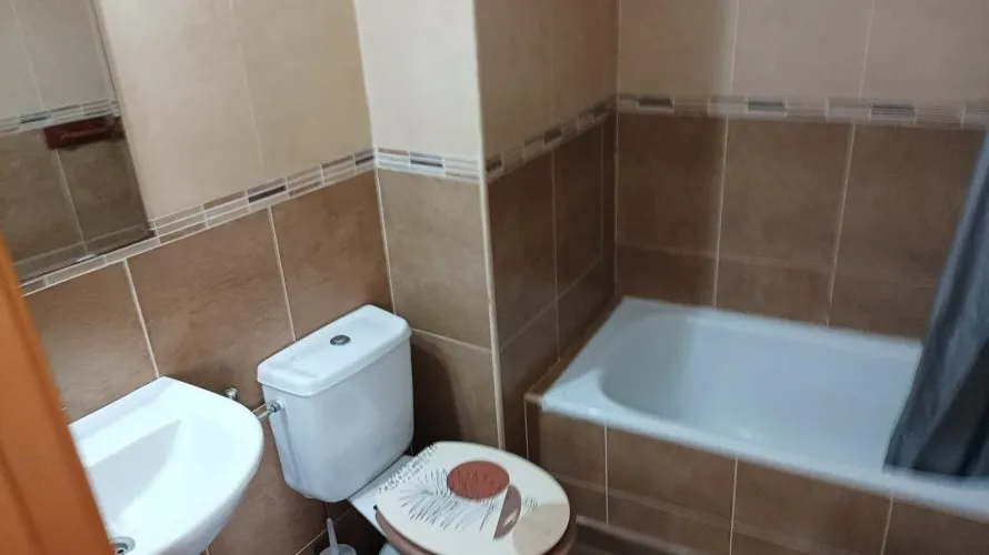 Apartment de 2 chambres à Torrevieja, Spain No. 2583