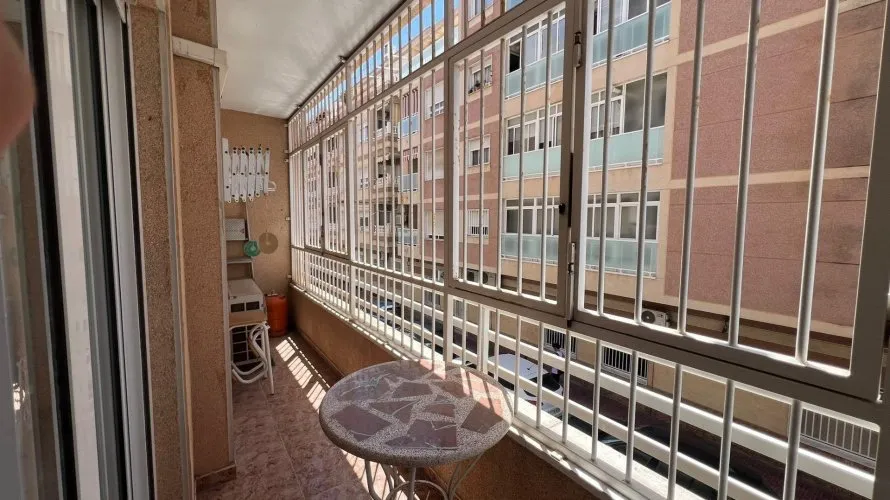 Apartment de 2 chambres à Torrevieja, Spain No. 2529 № 15