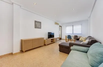 Apartment de 112m² à San Miguel de Salinas, Spain No. 2524
