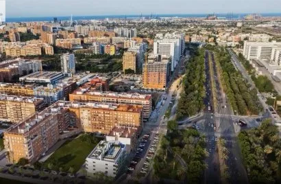 Квартира с 2 спальнями в Валенсия, Испания №986