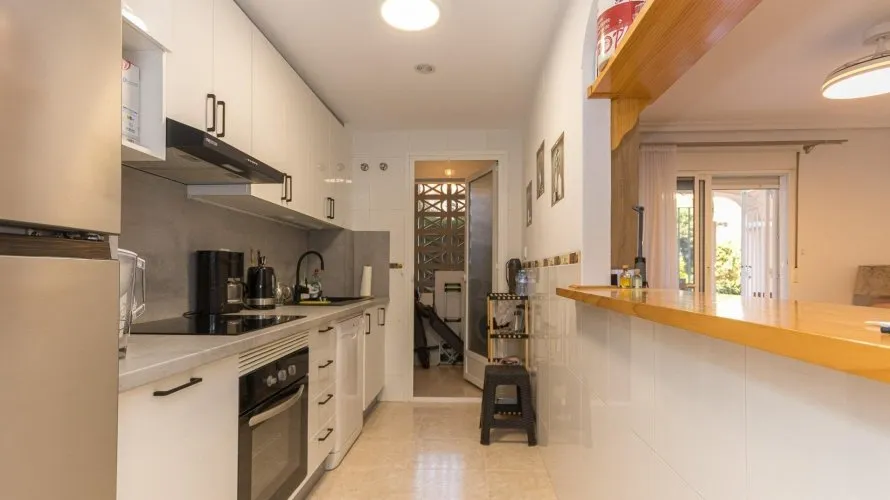 Квартира с 1 спальней в Аликанте, Испания №1120 № 1