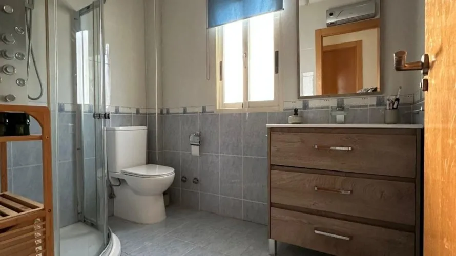 Квартира с 4 спальнями в Л'Альфас дель Пи, Испания №1023 № 22