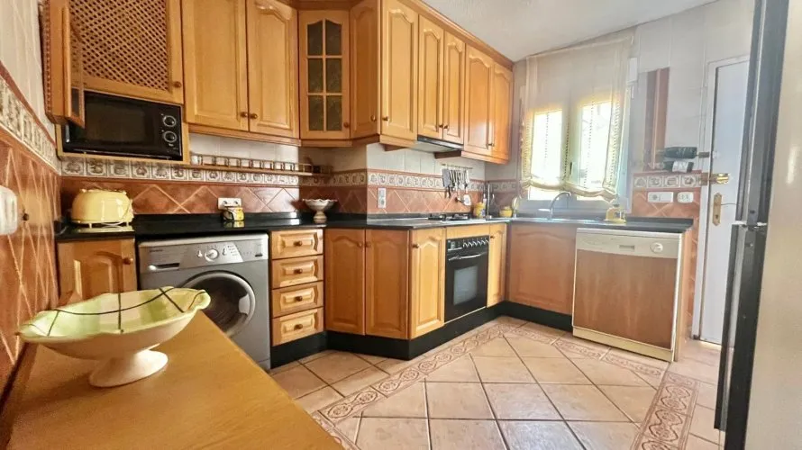 Квартира с 2 спальнями в Торревьеха, Испания №1056 № 12
