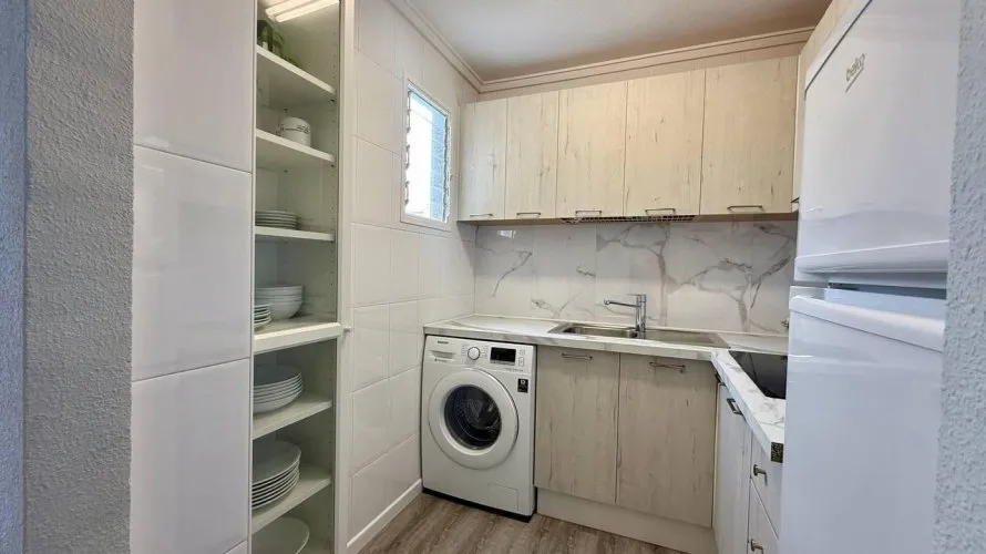 Квартира с 1 спальней в Торревьеха, Испания №2127 № 9