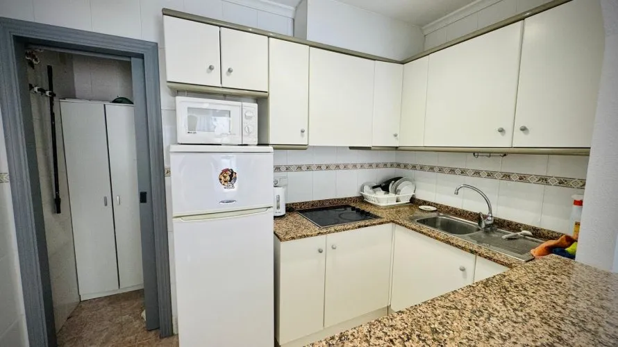 Квартира с 1 спальней в Торревьеха, Испания №2242 № 9