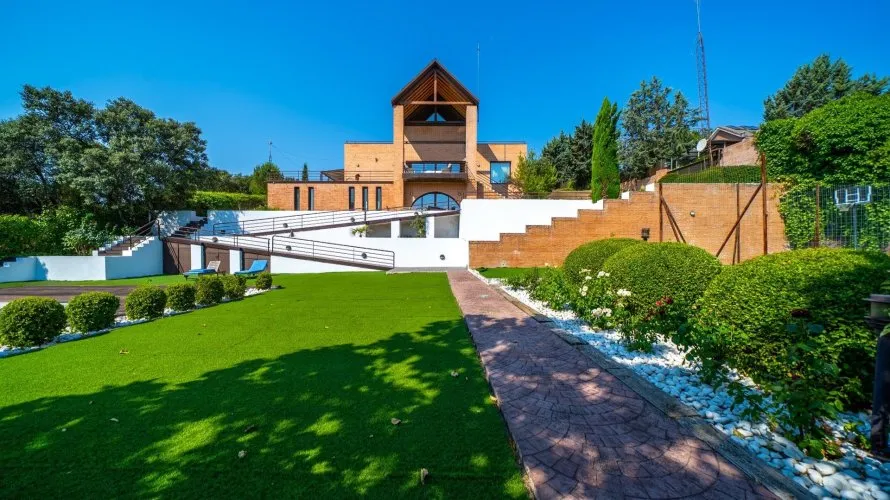 Квартира с 8 спальнями в Лас-Розас де Мадрид, Испания №1999 № 26
