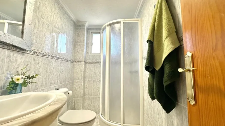 Квартира с 1 спальней в Торревьеха, Испания №2160 № 19