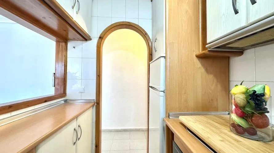 Квартира с 1 спальней в Торревьеха, Испания №2160 № 14