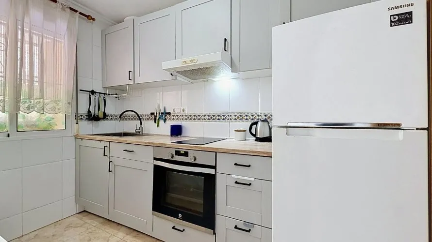 Квартира с 1 спальней в Торревьеха, Испания №2439 № 5