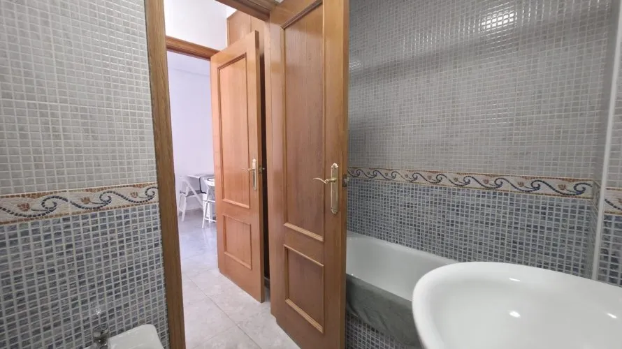 Квартира с 1 спальней в Торревьеха, Испания №2379 № 7