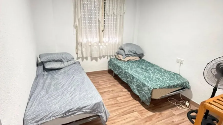 Квартира с 3 спальнями в Торревьеха, Испания №2405