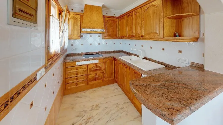 7 bedrooms villa for sale, Maryvilla, Spain No. 397 № 4