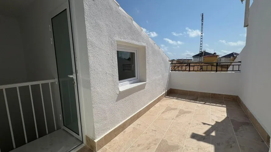 3 bedrooms house for sale, Torrevieja, Spain No. 791 № 14