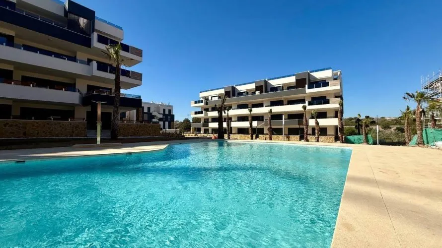 2 bedrooms penthouse for sale, Torrevieja, Spain No. 1001 № 8