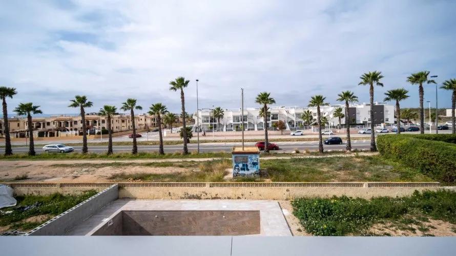 3 bedrooms villa for sale, Torrevieja, Spain No. 409 № 10