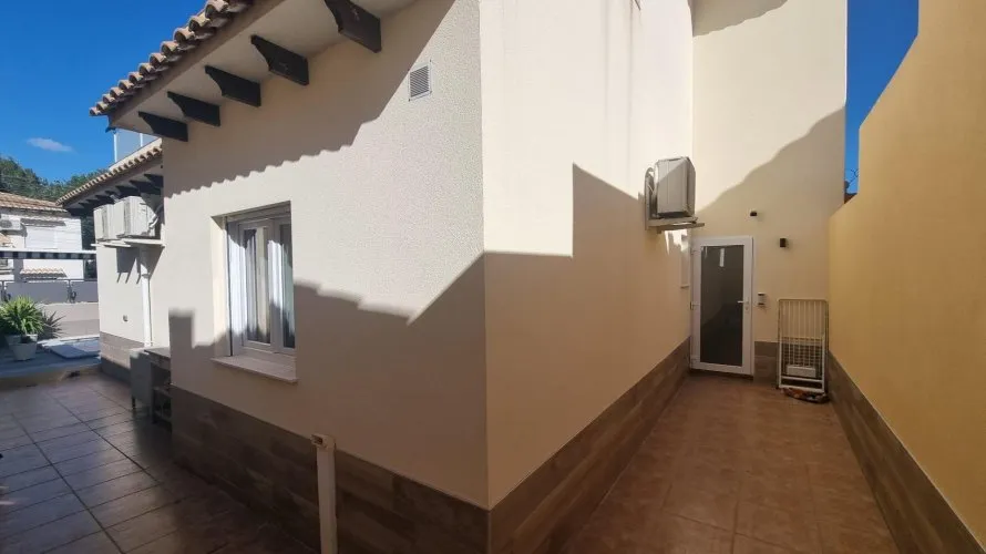4 bedrooms villa for sale, Los Balcones, Spain No. 959 № 13