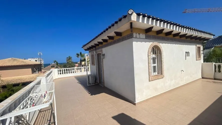 5 bedrooms house for sale, Torrevieja, Spain No. 802 № 5