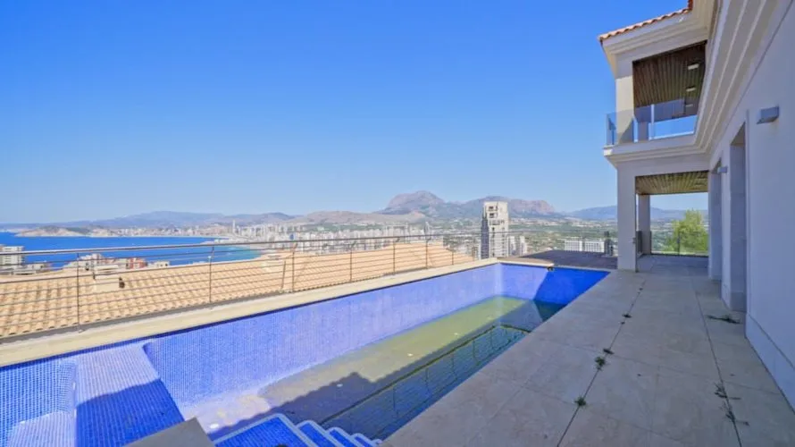 4 bedrooms apartment for sale, Benidorm, Spain No. 459 № 8