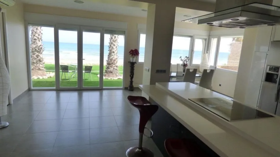 3 bedrooms house for sale, Cabo De Las Huertas, Spain No. 1237 № 17