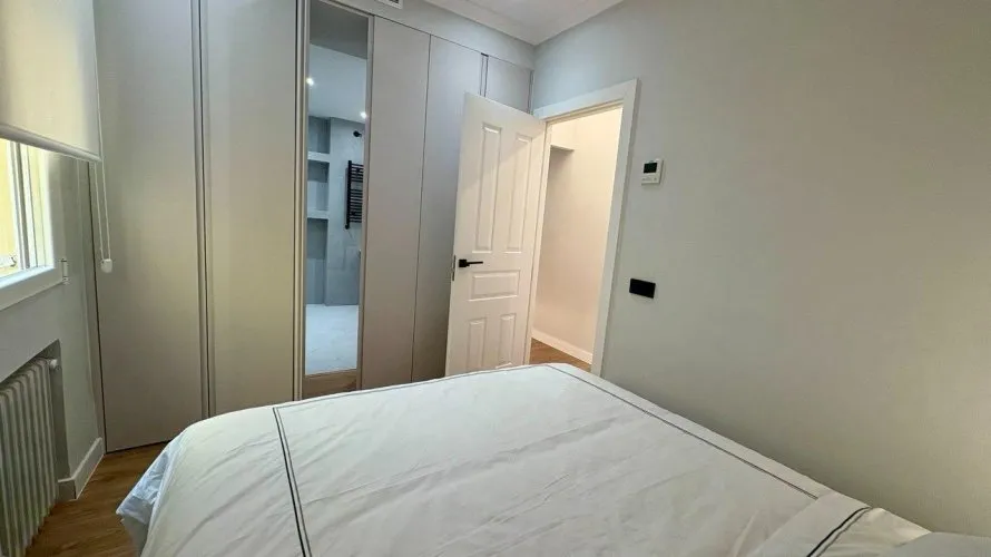 2 bedrooms apartment for sale, Madrid, Spain No. 1033 № 10