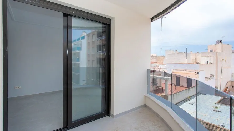 88m² apartment for sale, Torrevieja, Spain No. 1069 № 1