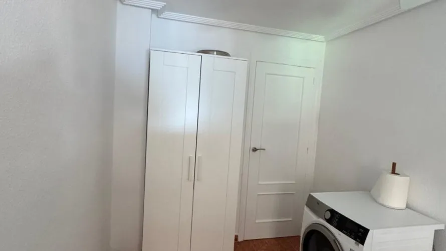 3 bedrooms apartment for sale, Torrevieja, Spain No. 1380 № 6
