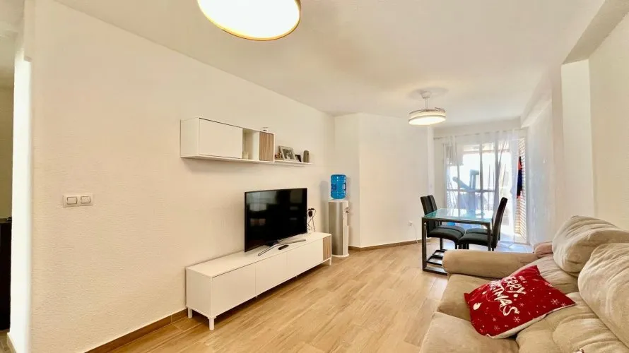 2 bedrooms penthouse for sale, Torrevieja, Spain No. 1024 № 9