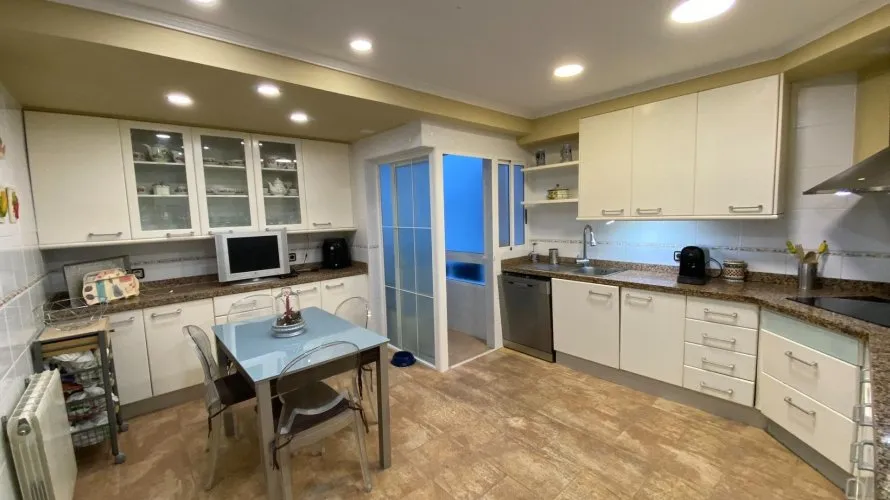 4 bedrooms apartment for sale, Alicante, Spain No. 689 № 24