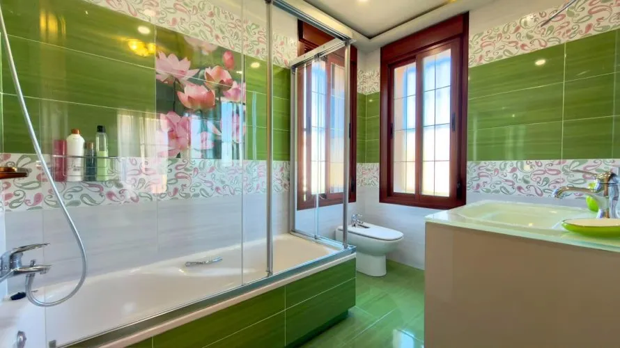 8 bedrooms villa for sale, Calpe, Spain No. 1153 № 8