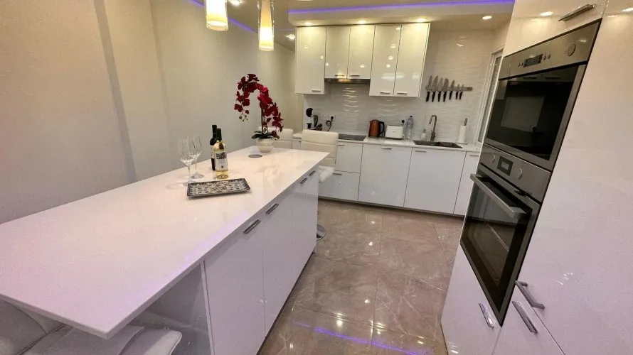 3 bedrooms apartment for sale, Torrevieja, Spain No. 436 № 25