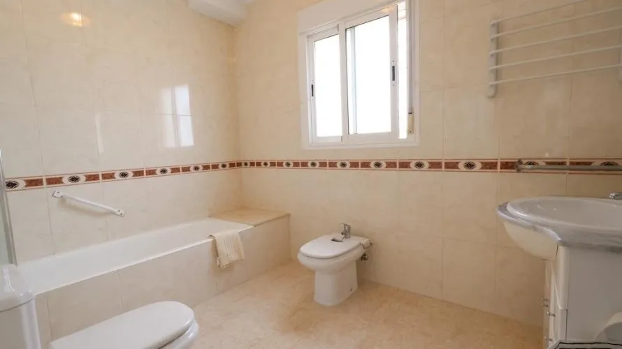 5 bedrooms house for sale, Ciudad Quesada, Spain No. 1402 № 17