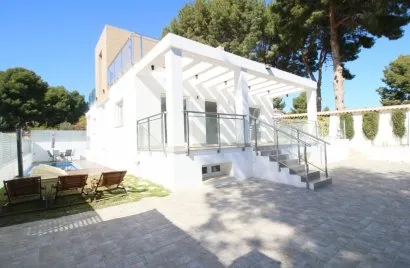 4 bedrooms apartment for sale, La Torre, Spain No. 319