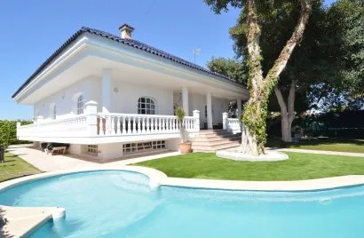 4 bedrooms villa for sale, Torrevieja, Spain No. 113