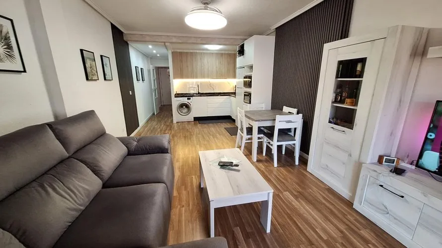 2 bedrooms penthouse for sale, Torrevieja, Spain No. 228 № 6