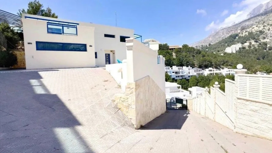 4 bedrooms villa for sale, Zona Altea Hills, Spain No. 1231 № 14