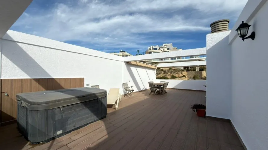2 bedrooms penthouse for sale, Benidorm, Spain No. 130 № 15