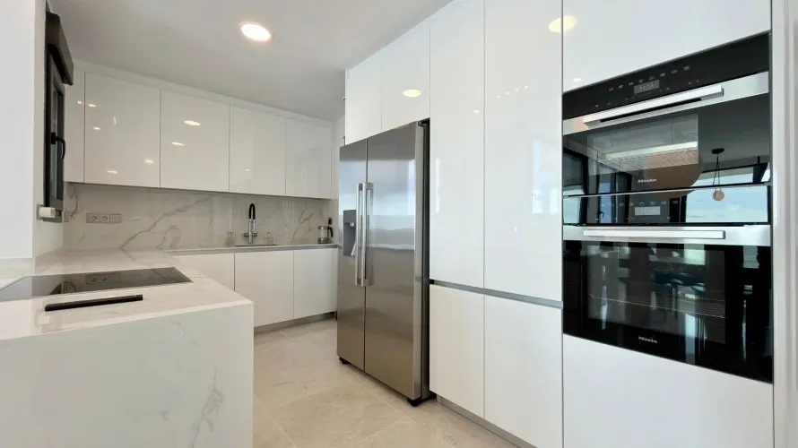 3 bedrooms penthouse for sale, Benidorm, Spain No. 1041