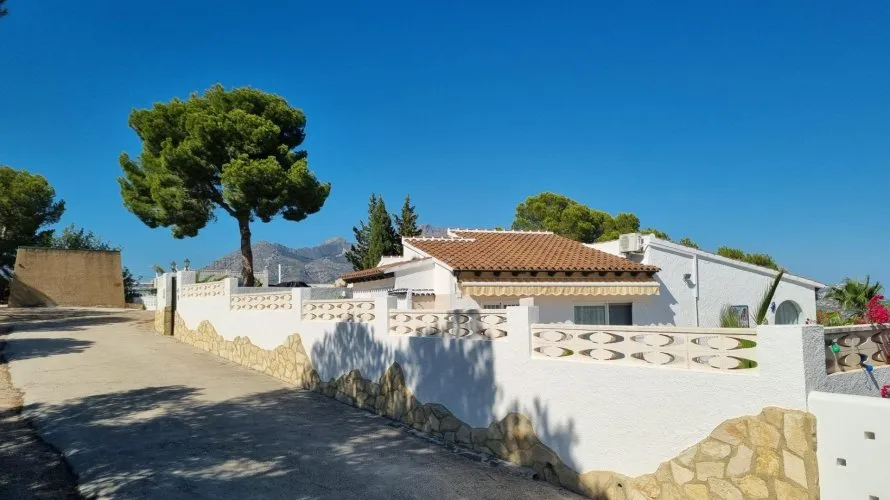 3 bedrooms villa for sale, La Nucia, Spain No. 1185 № 25