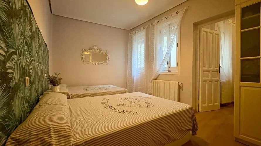 2 bedrooms apartment for sale, Madrid, Spain No. 1032 № 9